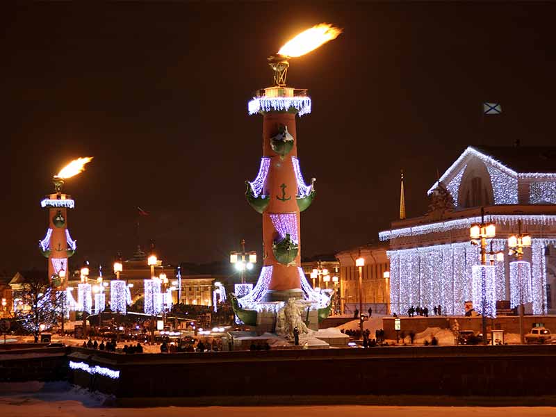 Новогодние праздники в Петербурге